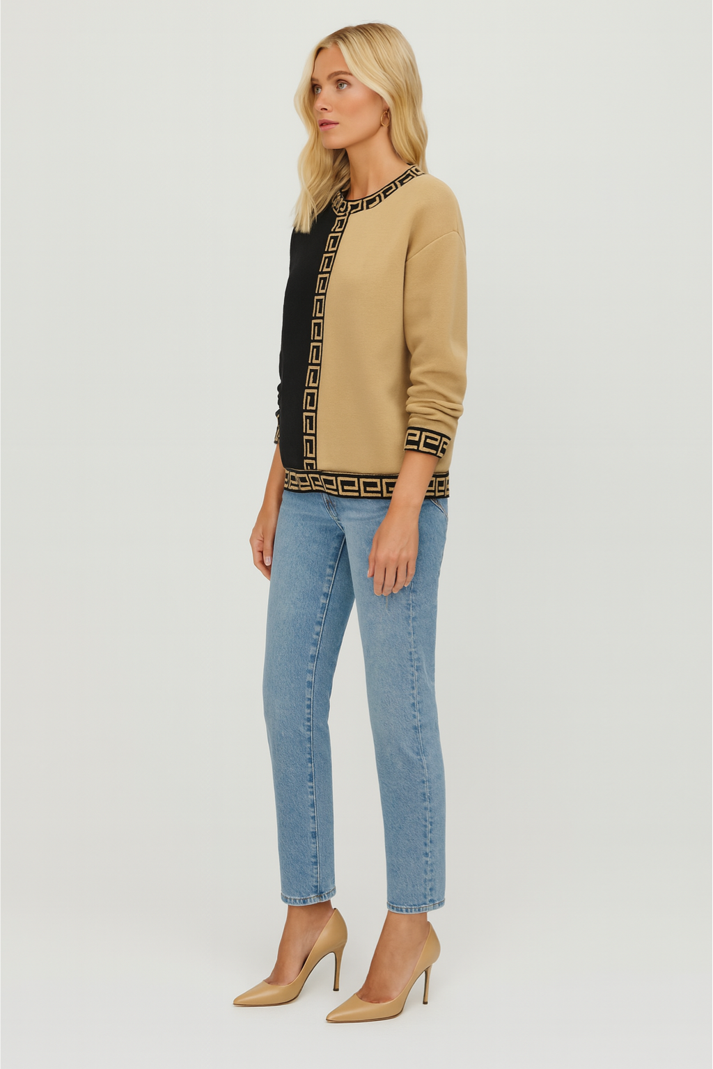 Women's Cozy Round Neck Sweater for Winter Wear
