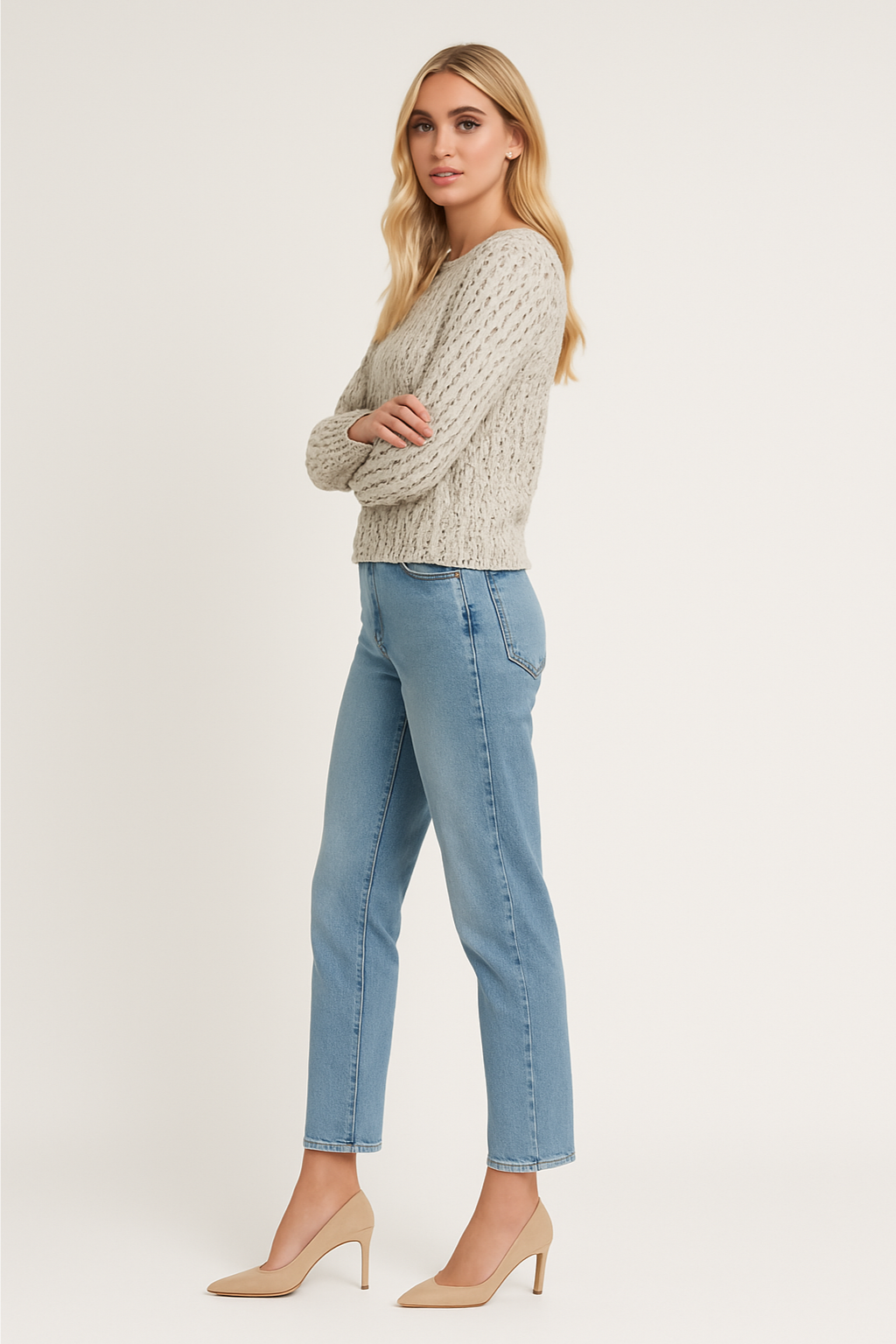Women's Elegant Round Neck Sweater