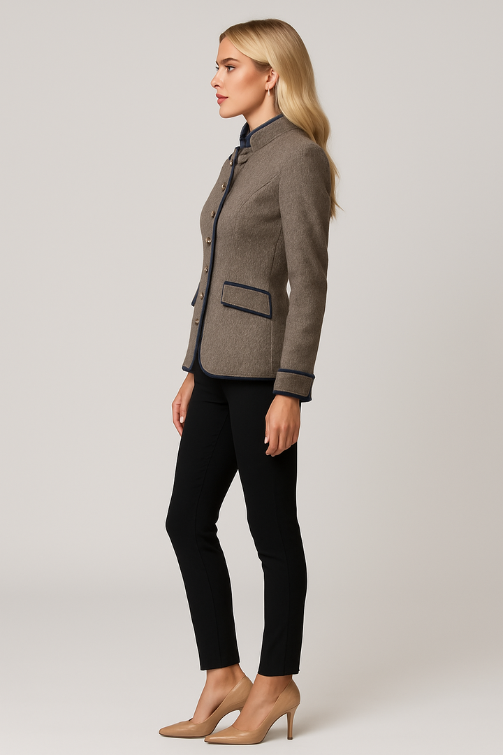Women’s Tailored Buttoned Jacket
