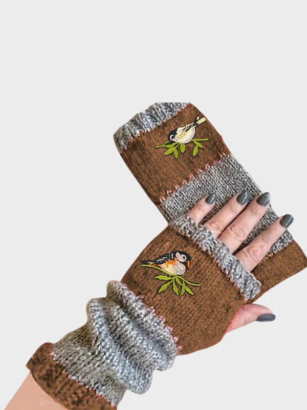 Women’s Vintage-Style Fingerless Gloves