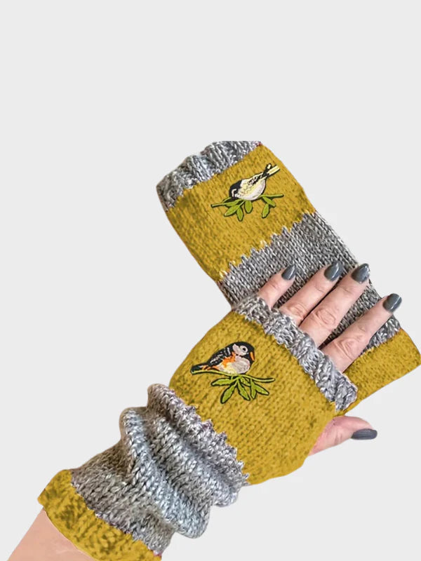 Women’s Vintage-Style Fingerless Gloves