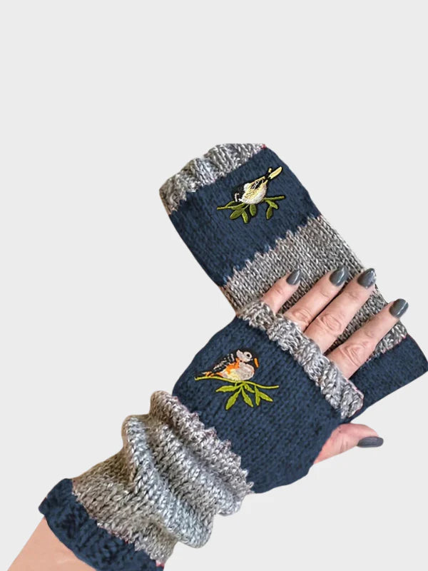 Women’s Vintage-Style Fingerless Gloves