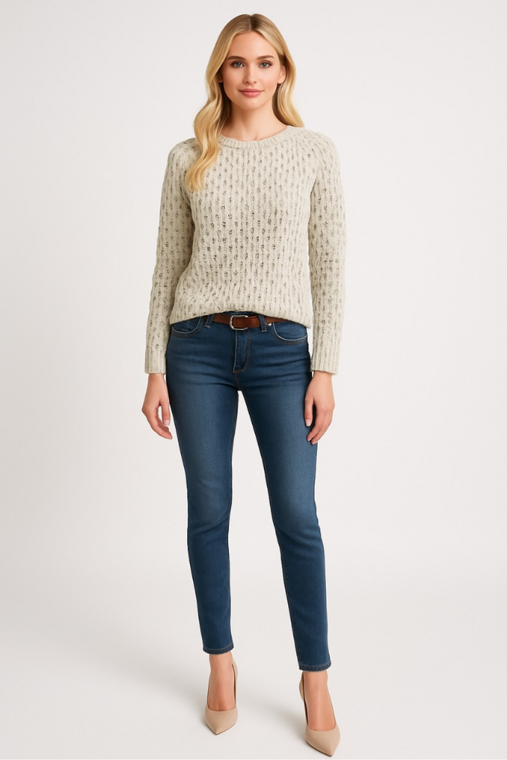 Women's Elegant Round Neck Sweater
